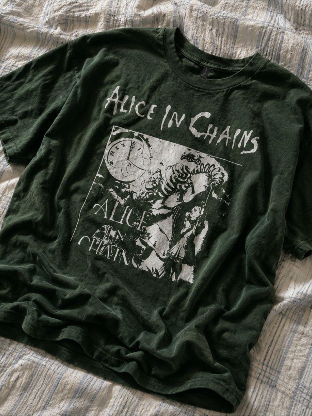 Gildan Dark Green Alice In Chains Graphic Tee with White Print